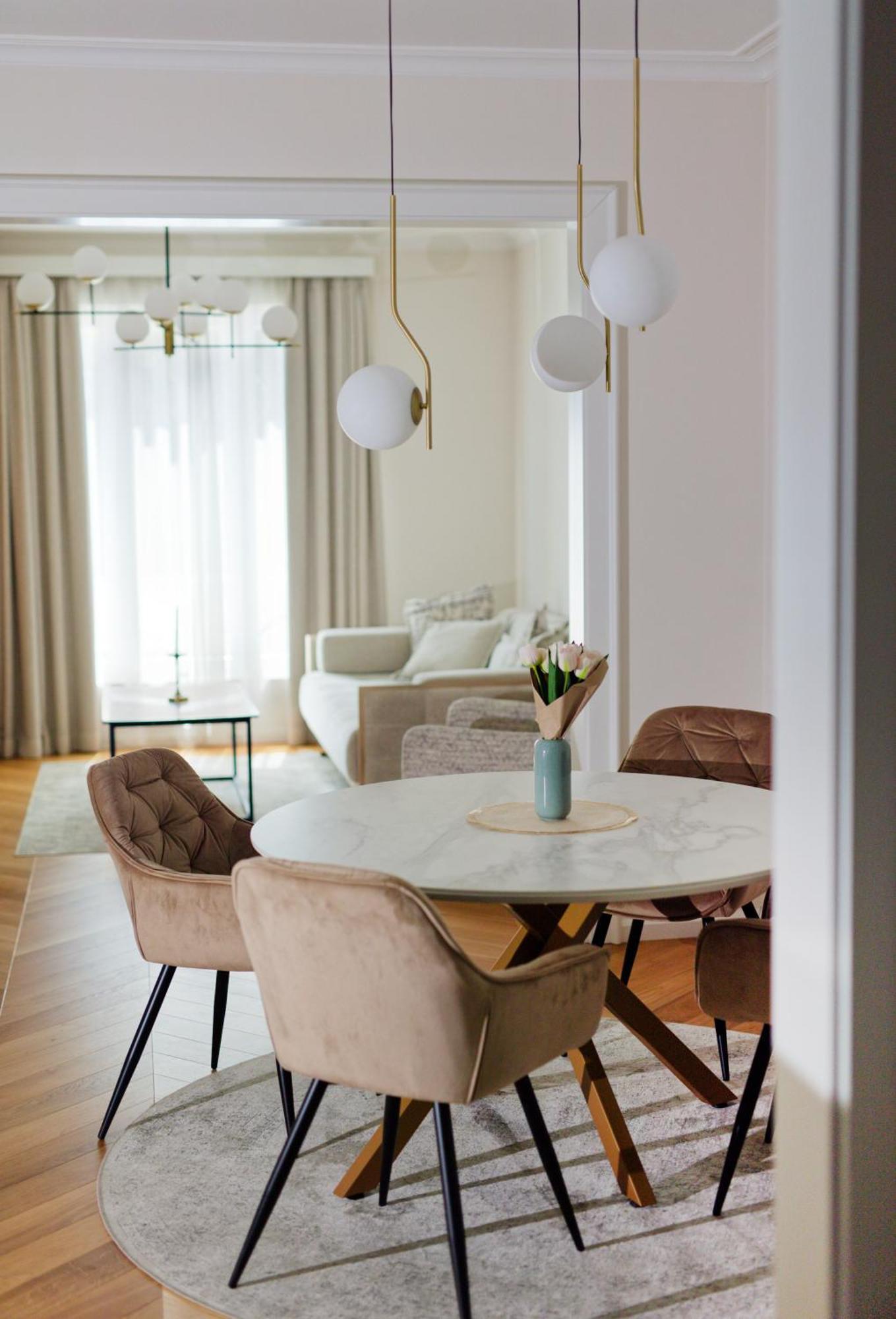 Apartemen Brand New Luxury Apt, Supreme Location, Ndk